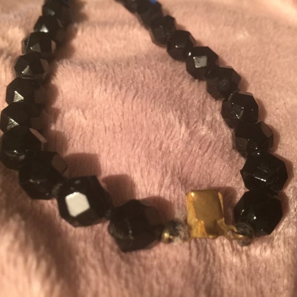 Long Black Necklace with Cameo Brooch Pendant - Picture 4 of 8